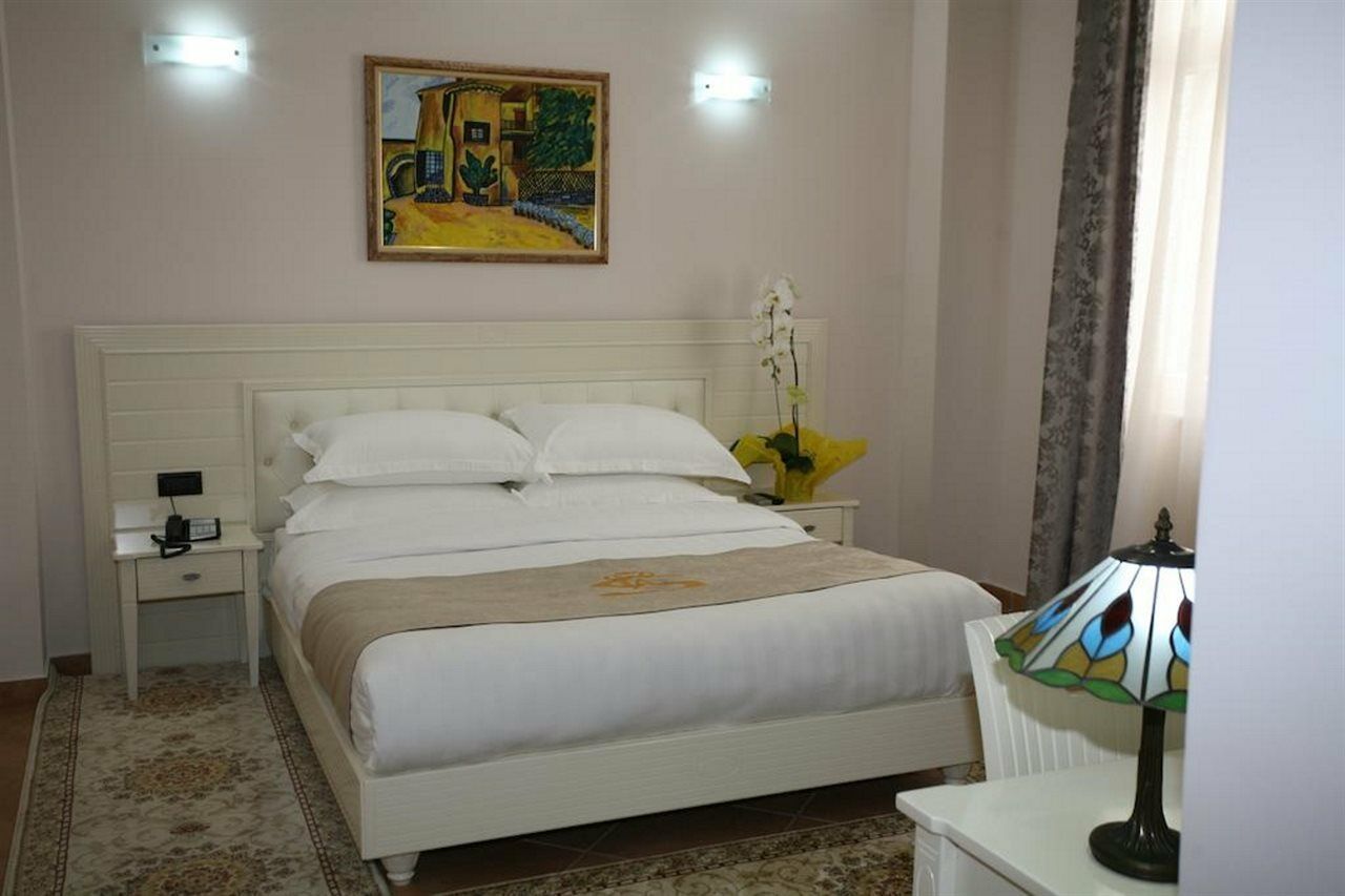 Hotel Boutique Las Tiranë Ngoại thất bức ảnh